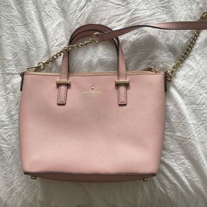 Kate spade crossbody purse, worn a few times but not in a while